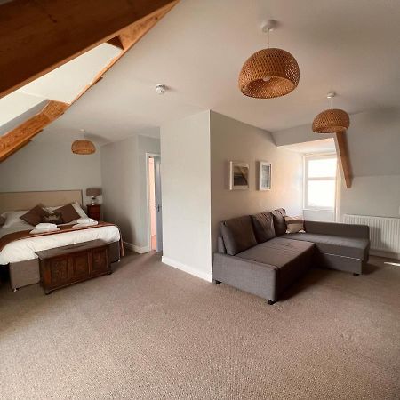 Hotel Selkies Nqy New Quay Esterno foto