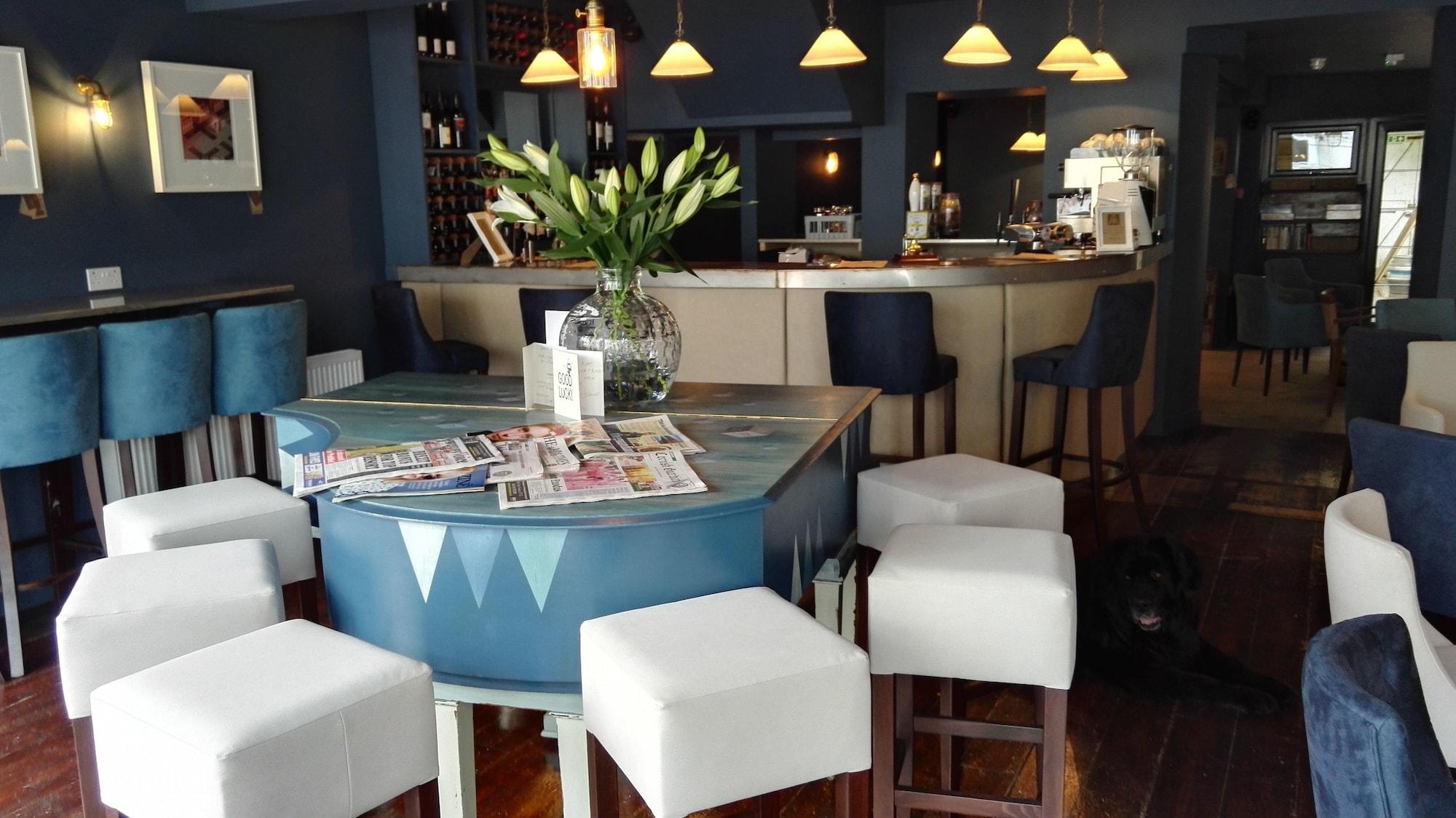 Hotel Selkies Nqy New Quay Esterno foto